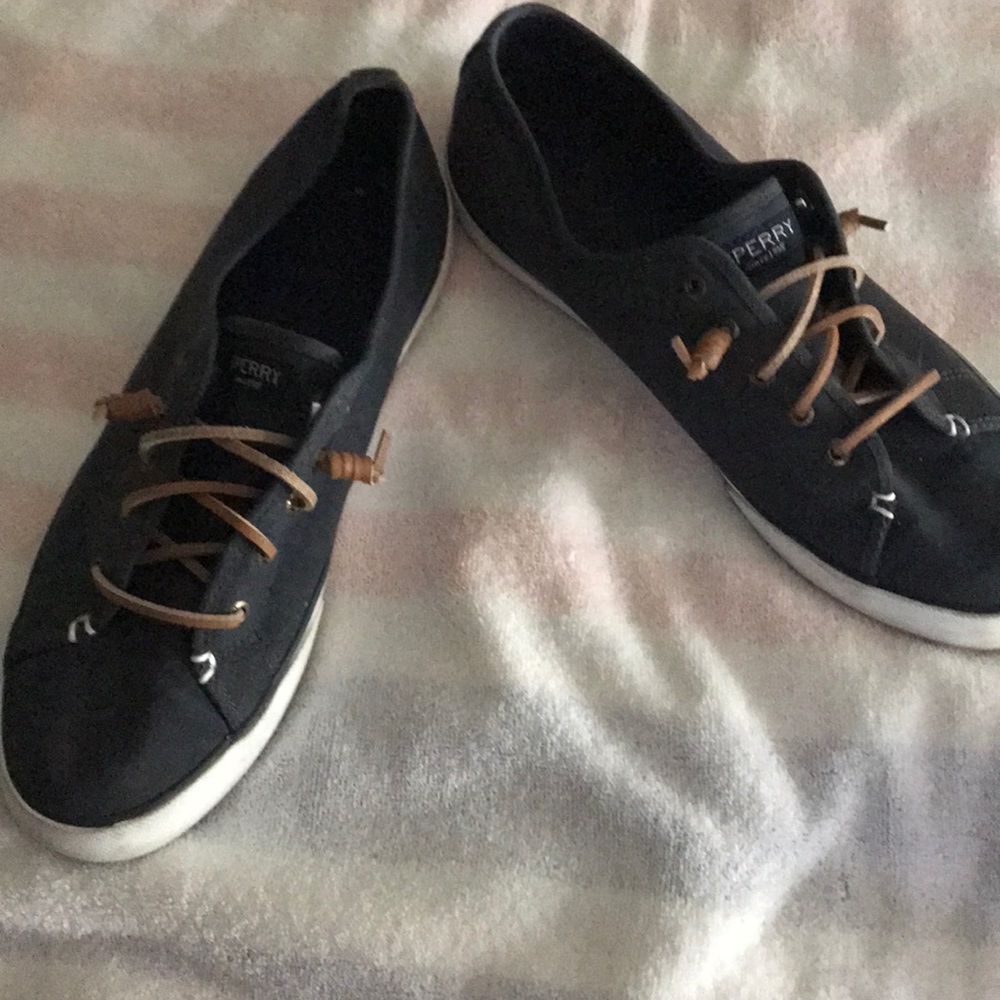 Women’s Sperry shoes